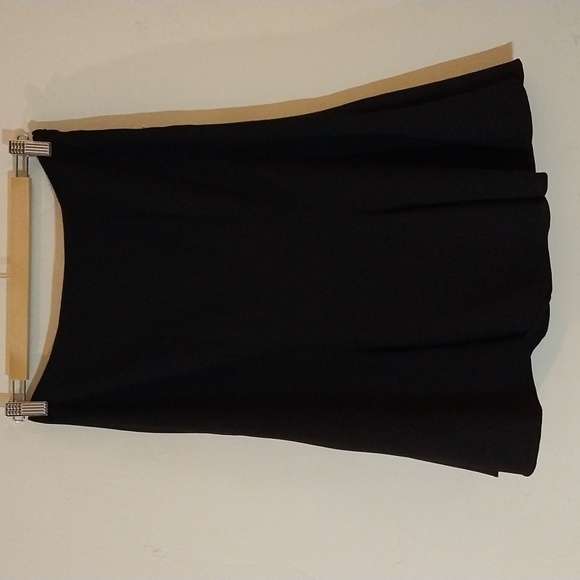 Skirt Lilly of New York black kick ruffle business size 4 - Picture 1 of 8